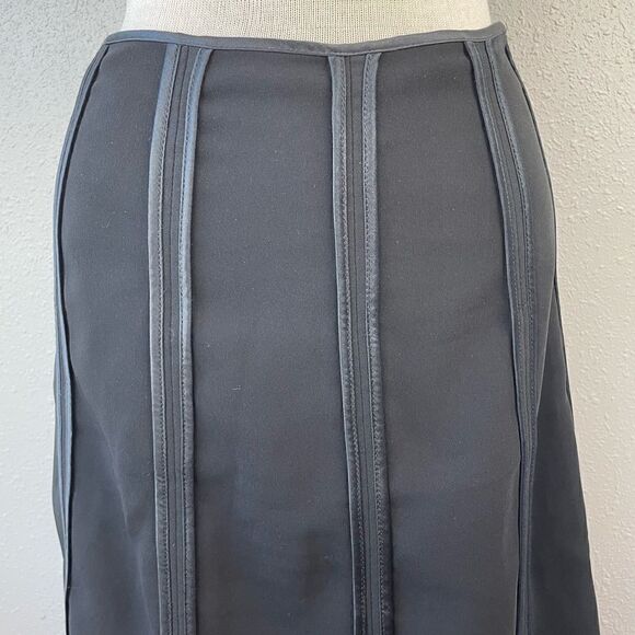 Drama Midi Skirt Size 2 EUC - Picture 2 of 7